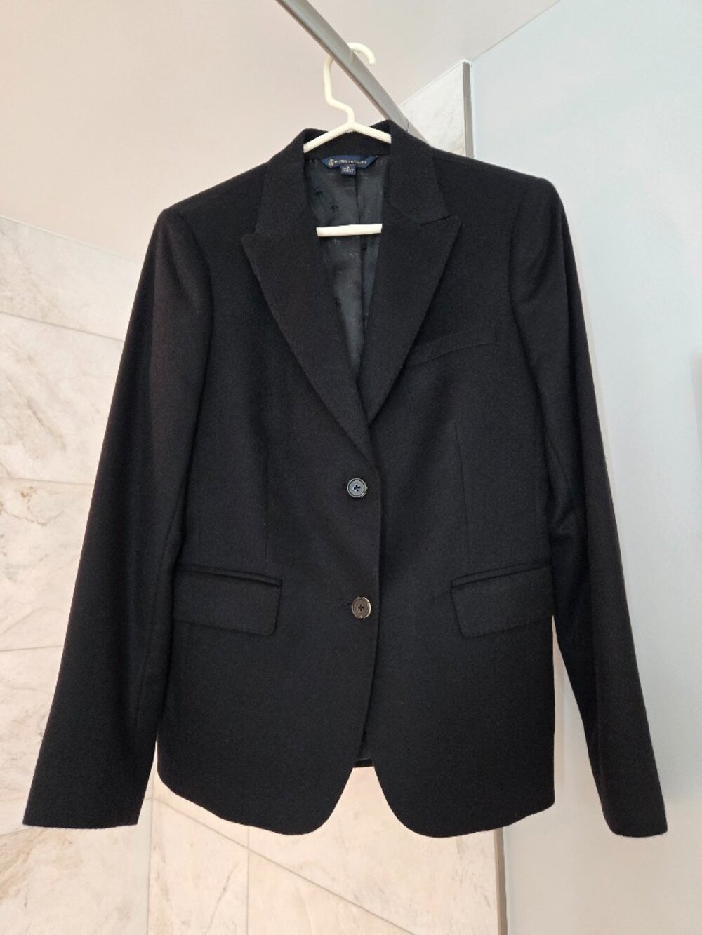 Brooks Brothers 2-Button Black Cashmere Blazer
